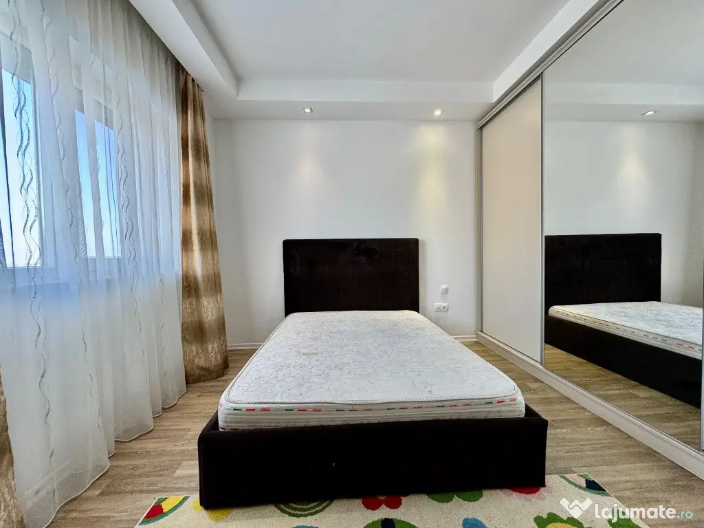 COSMOPOLIS - Apartament 3 camere, mobilat si utilat, vedere piscina