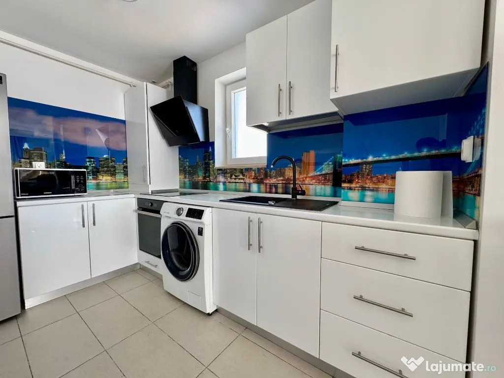 COSMOPOLIS - Apartament 3 camere, mobilat si utilat, vedere piscina