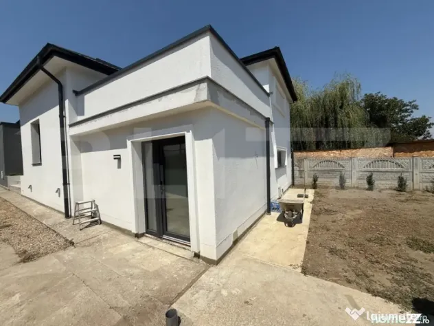 Casa pe parter, 135 mp, 350 mp teren, zona Podari - Craiova (Dolj)