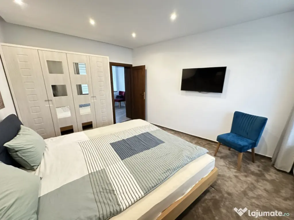 Casa de lux cu 5 camere piscina + sauna + jacuzzi + 2000mp t