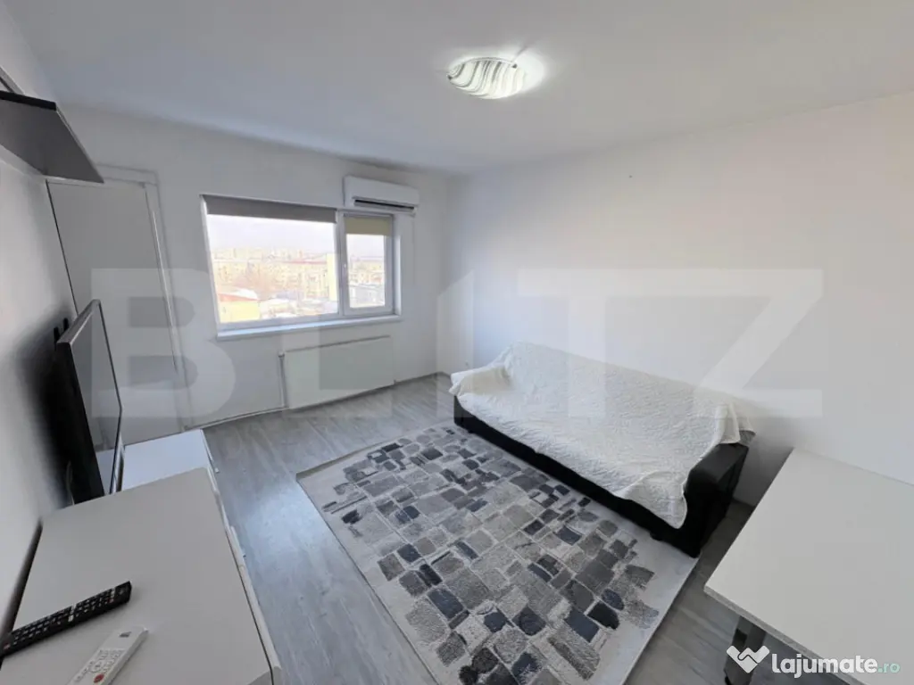 Apartament 42 mp, mobilat și renovat, cu balcon și AC –