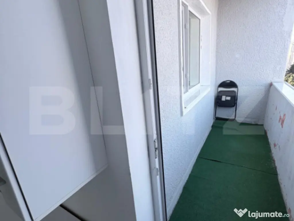 Apartament 42 mp, mobilat și renovat, cu balcon și AC –