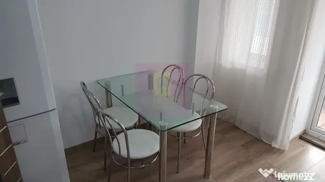 Vanzare apartament 2 camere in zona bd. Decebal stradal