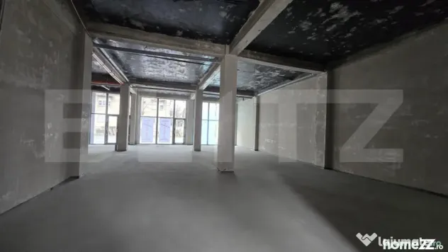 Spatiu comercial, 250 mp, zona Semicentral - Satu Mare (Satu-Mare)