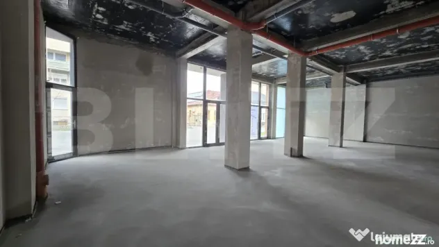 Spatiu comercial, 250 mp, zona Semicentral - Satu Mare (Satu-Mare)