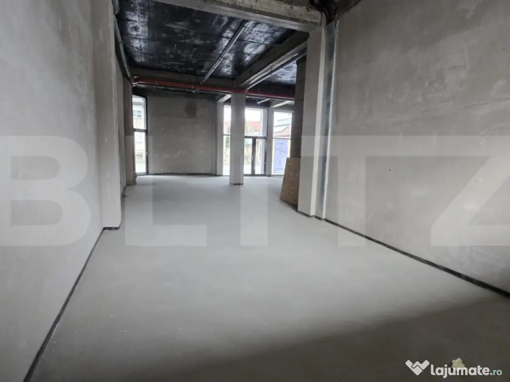 Spatiu comercial, 250 mp, zona Semicentral