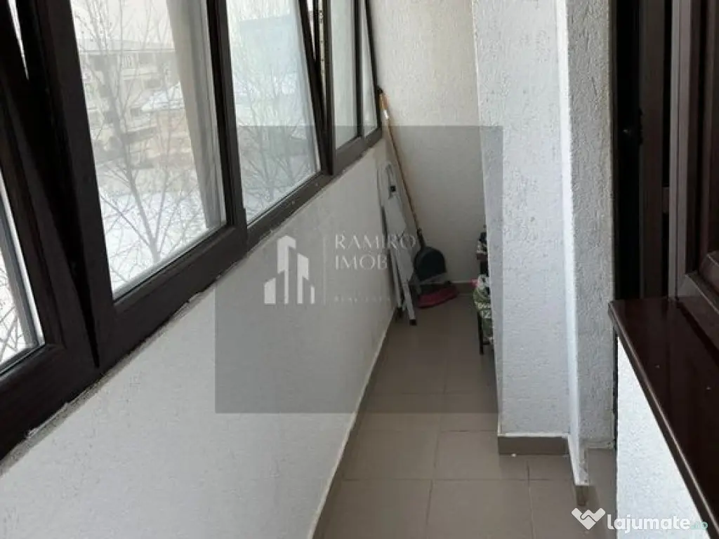 Apartament 2 Camere Decomandat - Metalurgiei