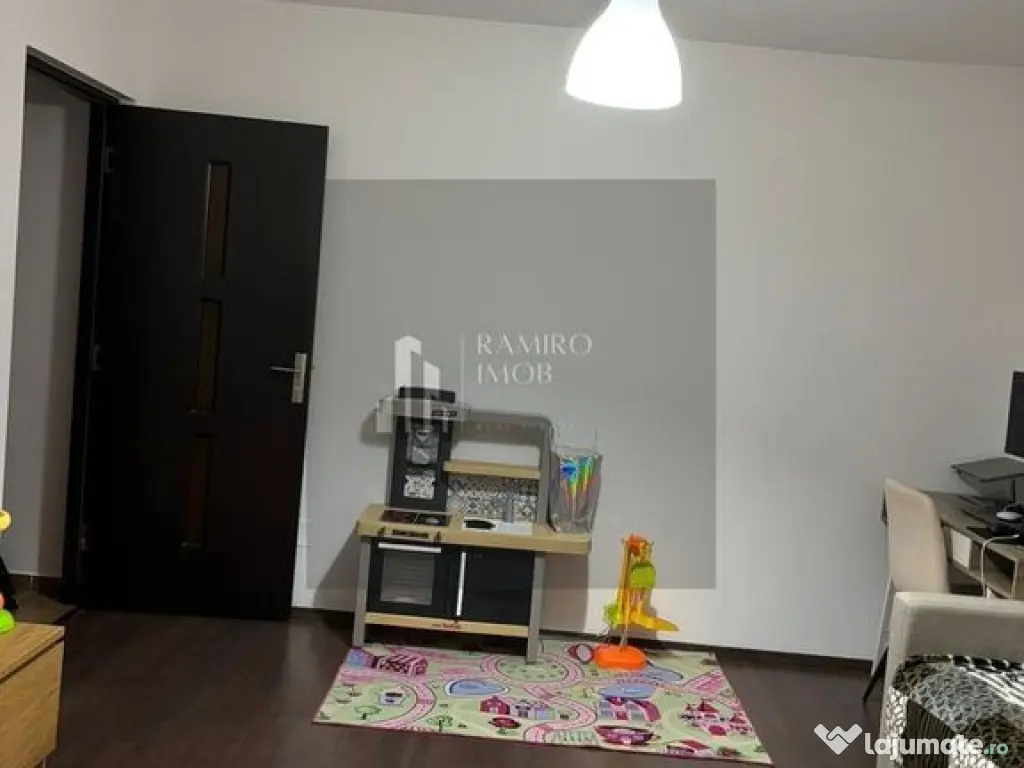 Apartament 2 Camere Decomandat - Metalurgiei
