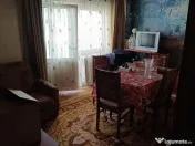 Apartament 3 camere de vanzare 