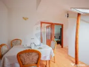 Apartament cu 2 camere, de închiriat, la casă, în Ioșia 