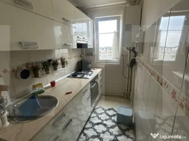 Apartament 2 camere, 60 mp, zona Aurel Vlaicu