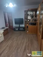 Casa de Cultura, decomandat, 2 camere, etaj 2, mobilat, inchirieri