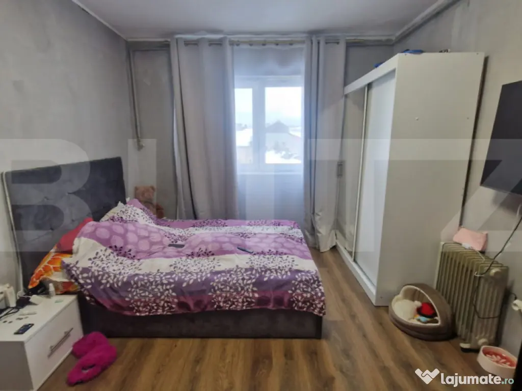 Garsoniera Centru Civic - cu baie si bucatarie vedere spre T