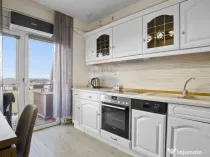 Apartament la cheie cu 2 camere decomandat de vanzare Alf...