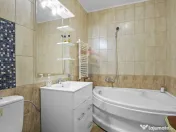 Apartament la cheie cu 2 camere decomandat de vanzare Alf... 