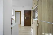 Apartament la cheie cu 2 camere decomandat de vanzare Alf... 