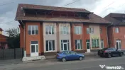 Spațiu comercial