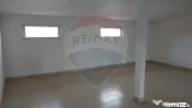Spațiu comercial 