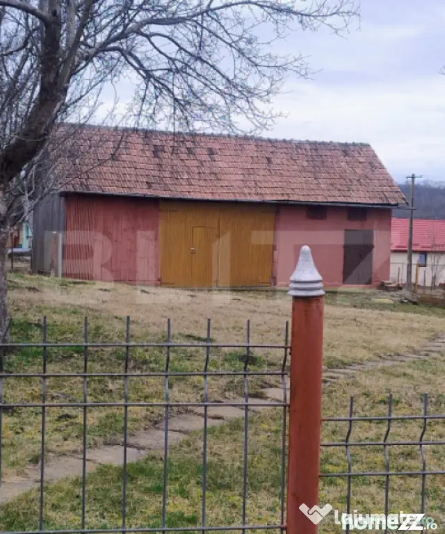Oportunitate investițională – Casă cu teren extins in