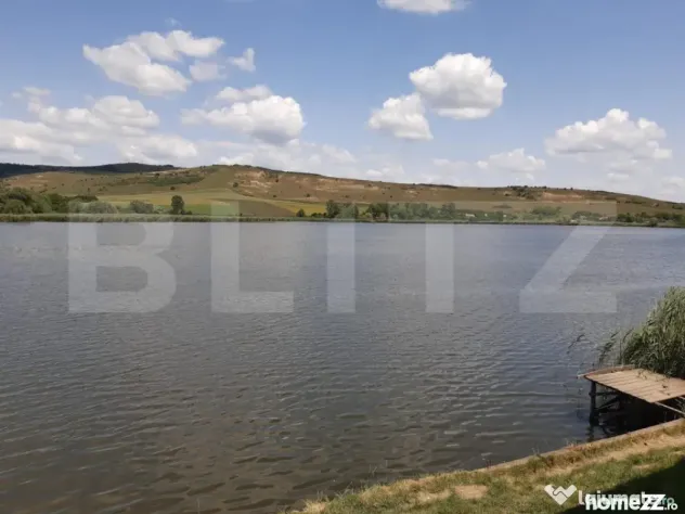 Oportunitate investițională-Proprietate cu lac privat in G