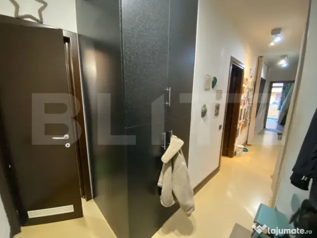 Apartament decomandat, 2 camere, 57 mp, parcare, zona Eroilo