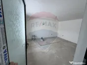 Casă / Vilă cu 6 camere de vânzare 