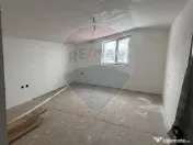 Casă / Vilă cu 6 camere de vânzare 