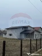 Casă / Vilă cu 6 camere de vânzare