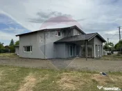 Casă / Vilă cu 6 camere de vânzare 