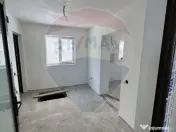 Casă / Vilă cu 6 camere de vânzare 