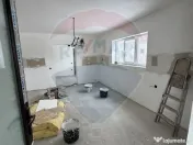 Casă / Vilă cu 6 camere de vânzare 