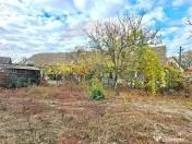 Casa veche cu teren 929 mp- oportunitate in Vladimirescu-... 