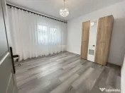 Casa individuala, 5 camere, 3 bai, utilata. Zona Bucium- Plo 