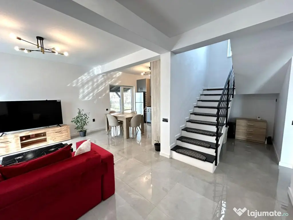 Casa individuala, 5 camere, 3 bai, utilata. Zona Bucium- Plo