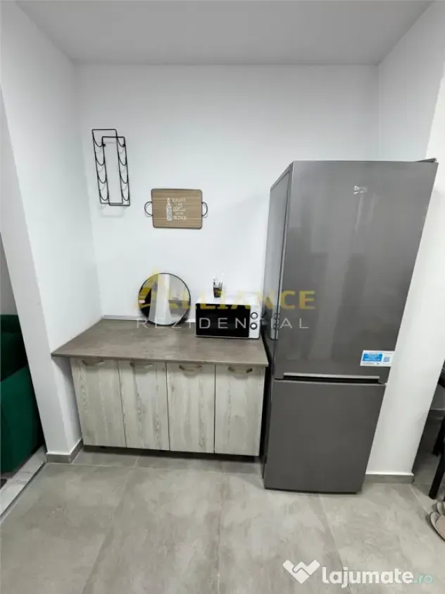 Apartament mobilat la Metrou Berceni, strada Biruintei