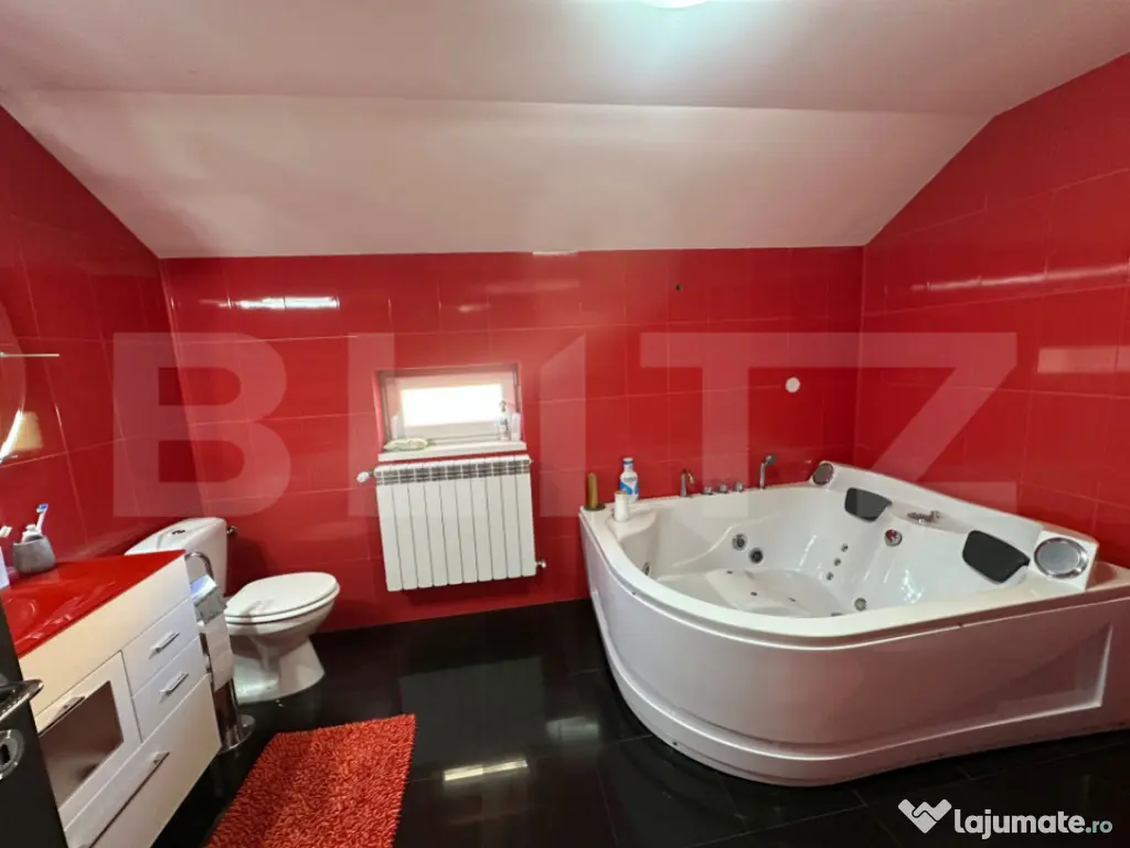 Casa de vanzare, 350 mp utili, 1000 mp teren - Cetate