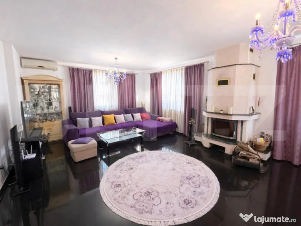 Casa de vanzare, 350 mp utili, 1000 mp teren - Cetate