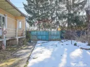 Teren de Vis în Tărlungeni cu Căsuță din Lemn – Li... 