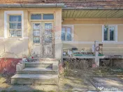 Teren de Vis în Tărlungeni cu Căsuță din Lemn – Li... 