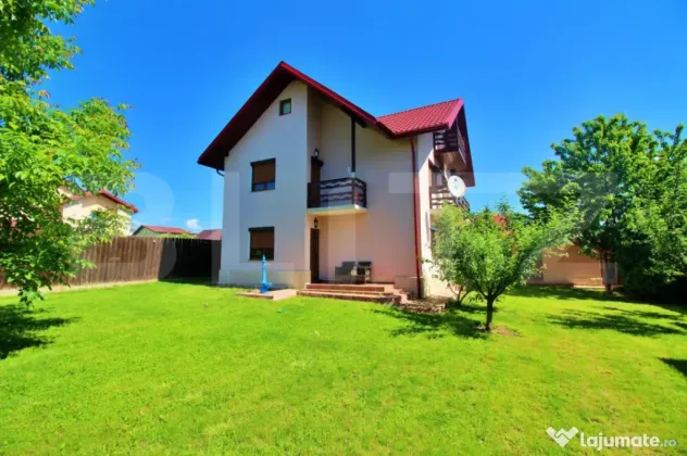 Casa 5 camere + Garaj, anexa si 650 mp - Valea Adanca