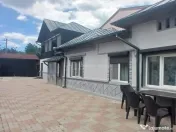 Casa 8 camere de Valea Voievozilor Targoviste 653mp teren 