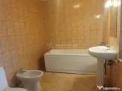 Casa 8 camere de Valea Voievozilor Targoviste 653mp teren 