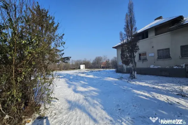 GRADIȘTEA | Teren si construcție pe malul lacului Cǎldǎr - Gradistea (Bucuresti-Ilfov)