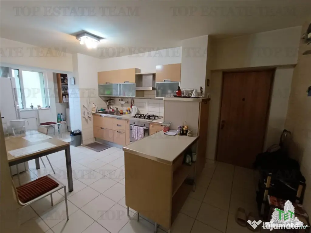 Apartament 3 camere Titulescu