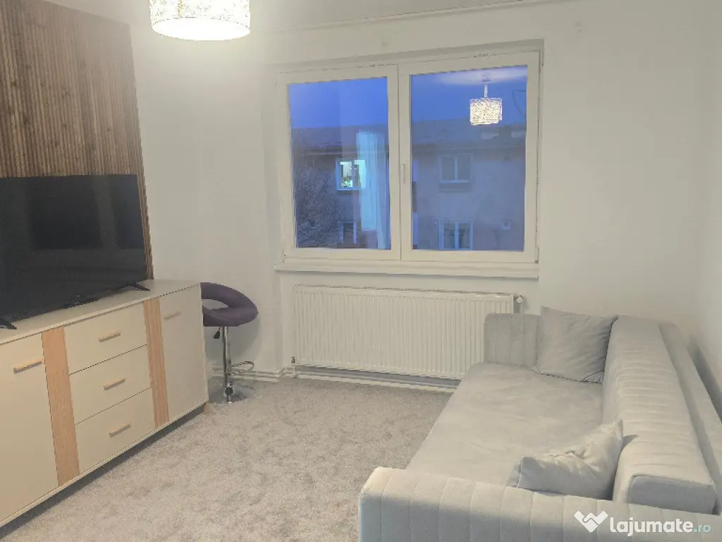 Vand apartament 2 camere in Deva, Al Patriei et. 3, mobilat utilat