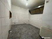 Spațiu comercial de închiriat, pretabil restaurant, 140... 