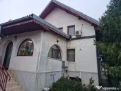 Casă spațioasă, cu teren generos – Alexandria, jud. ... 