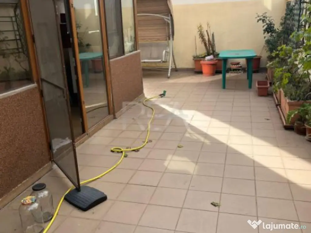 Apartament 2 camere, Mosilor