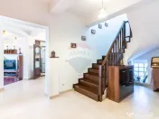 Casă / Vilă de vanzare la intrare in Mogosoaia, padure,... 