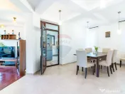 Casă / Vilă de vanzare la intrare in Mogosoaia, padure,... 